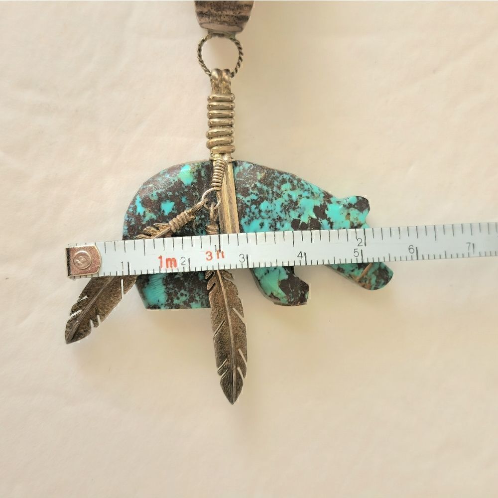 Vintage Native Zuni carved turquoise sterling bear feather pendant - Picture 10 of 10